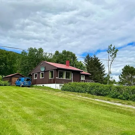 Romslig Kystperle Med Sjel I Skulsfjord Holiday home *