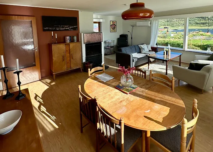 Tatil Evi Romslig Kystperle Med Sjel I Skulsfjord